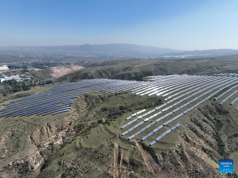 Across China: New energy revitalizes coal mining subsidence area-Xinhua