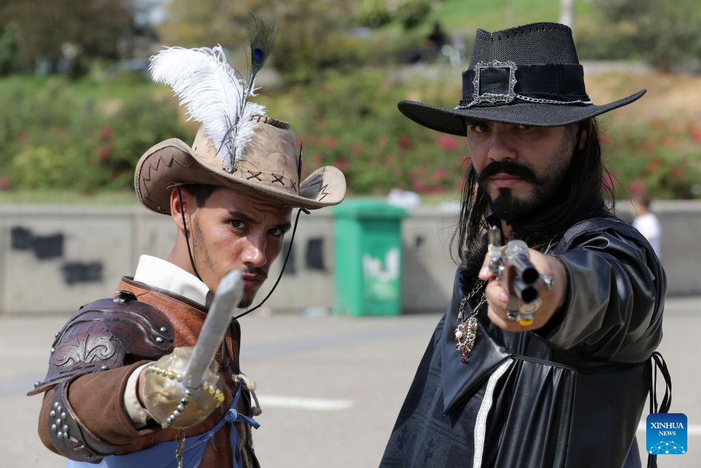 Algiers int'l comics festival pays tribute to pioneering artistsXinhua