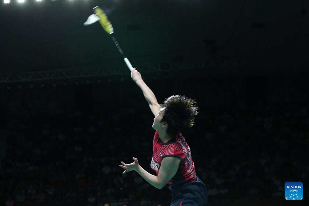 Chinese shuttlers reach three finals at Badminton Thailand Open-Xinhua