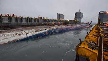 Sunken South Korean passenger ferry Sewol lifted successfully