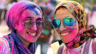 People find happiness from colored powder