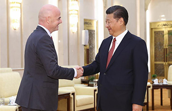 President Xi meets FIFA chief